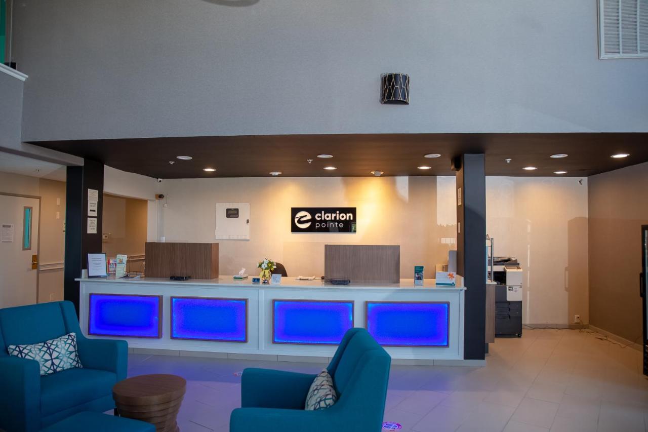 Hotel Clarion Pointe à Plainfield Extérieur photo