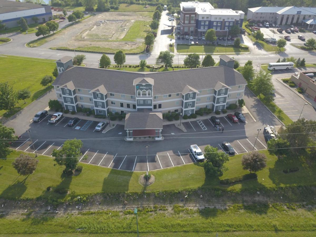 Hotel Clarion Pointe à Plainfield Extérieur photo