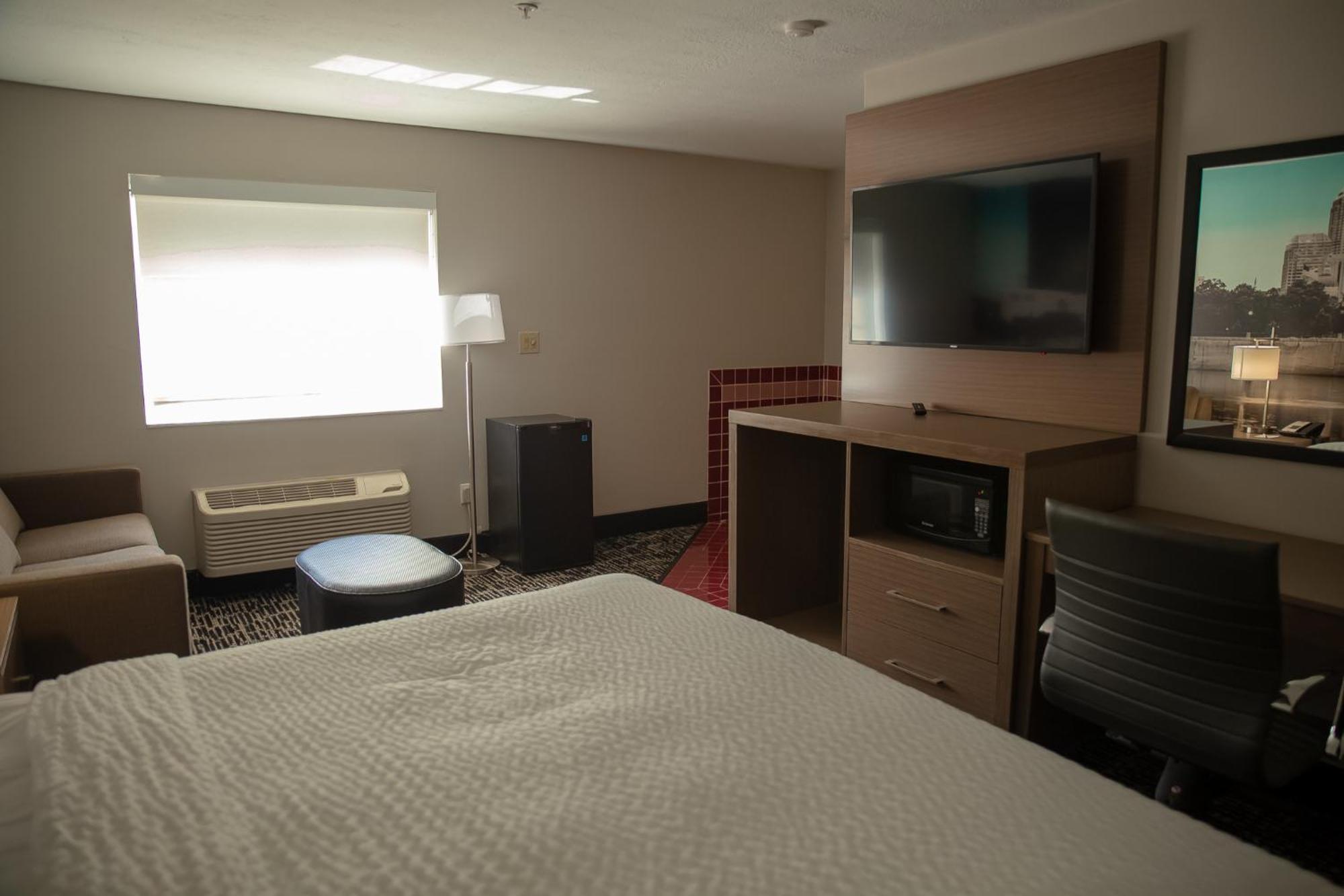 Hotel Clarion Pointe à Plainfield Chambre photo